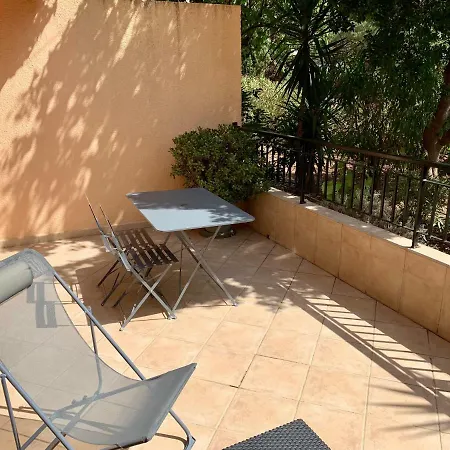 Tres Beau A 100m De La De Marinella Apartmán *