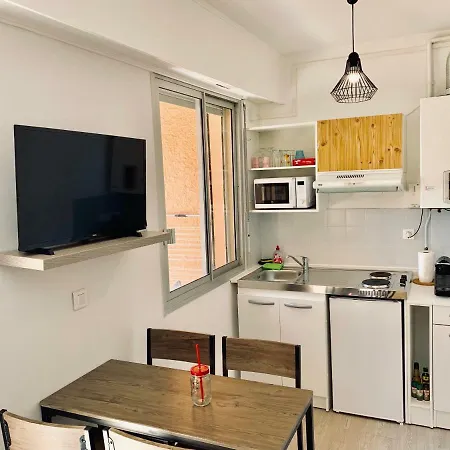 Tres Beau A 100m De La De Marinella Ajaccio (Corsica)