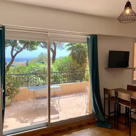 Tres Beau A 100m De La De Marinella * Ajaccio (Corsica)